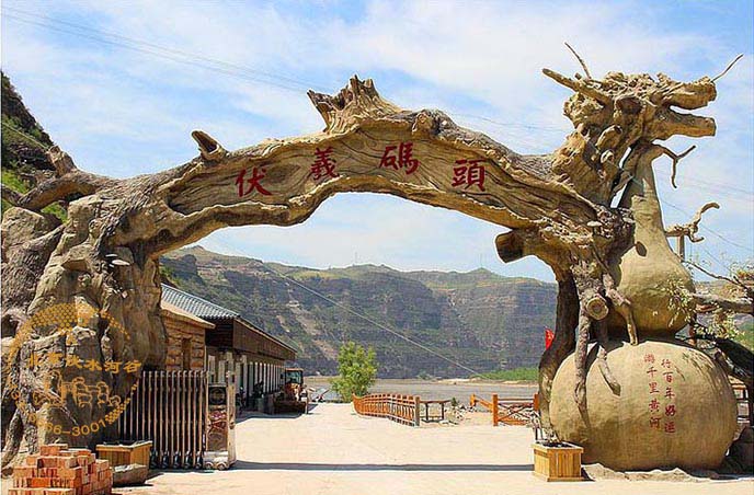 生態(tài)園大門走進(jìn)園林景觀裝飾的原因有哪些？