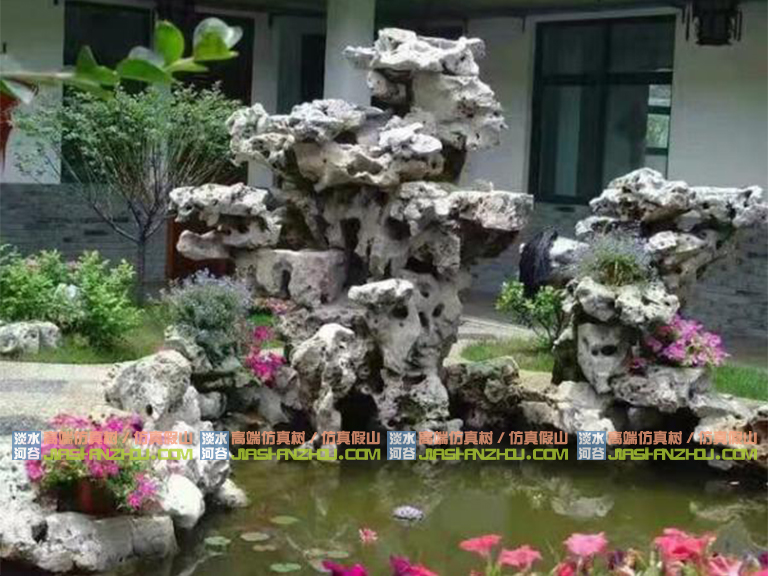 塑石假山美化我們的環(huán)境那日常生活中應(yīng)如何維護(hù)和保養(yǎng)塑石假山呢