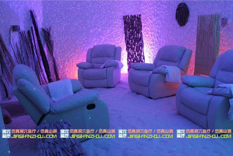 山洞鹽療館整體制作，建造于別墅樓頂?shù)乃郊腋叨他}療屋