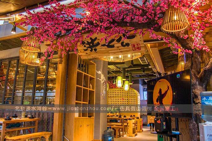 成都武侯區(qū)塑料樹(shù)仿真樹(shù) 生產(chǎn)安裝一站式服務(wù)