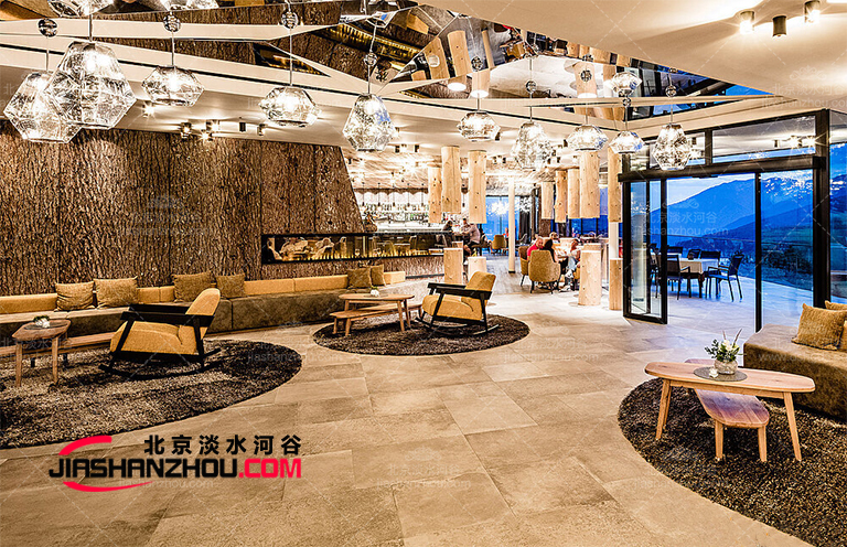 仿真樹(shù)皮酒店